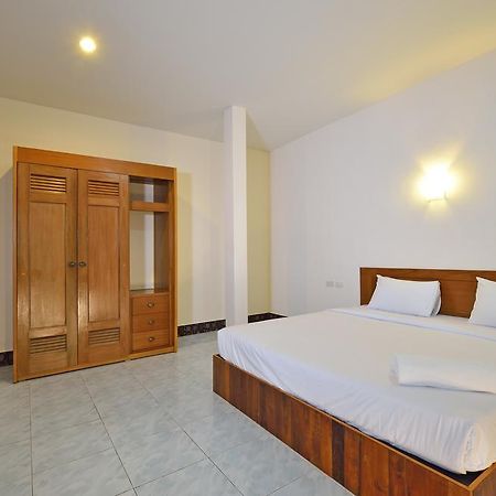 Krabi Grand Place Hotel Esterno foto