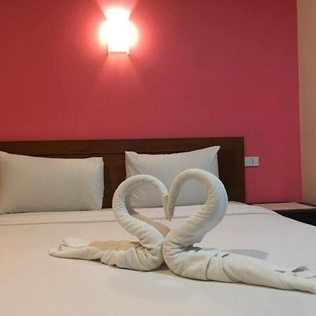 Krabi Grand Place Hotel Esterno foto