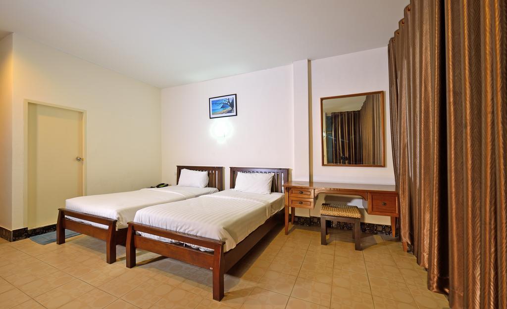 Krabi Grand Place Hotel Esterno foto