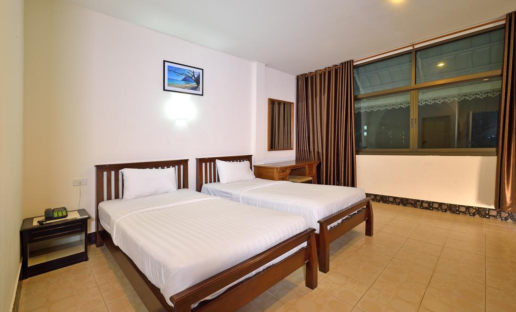 Krabi Grand Place Hotel Esterno foto
