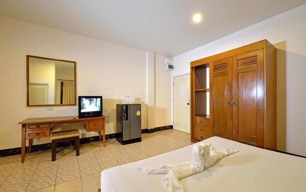 Krabi Grand Place Hotel Esterno foto