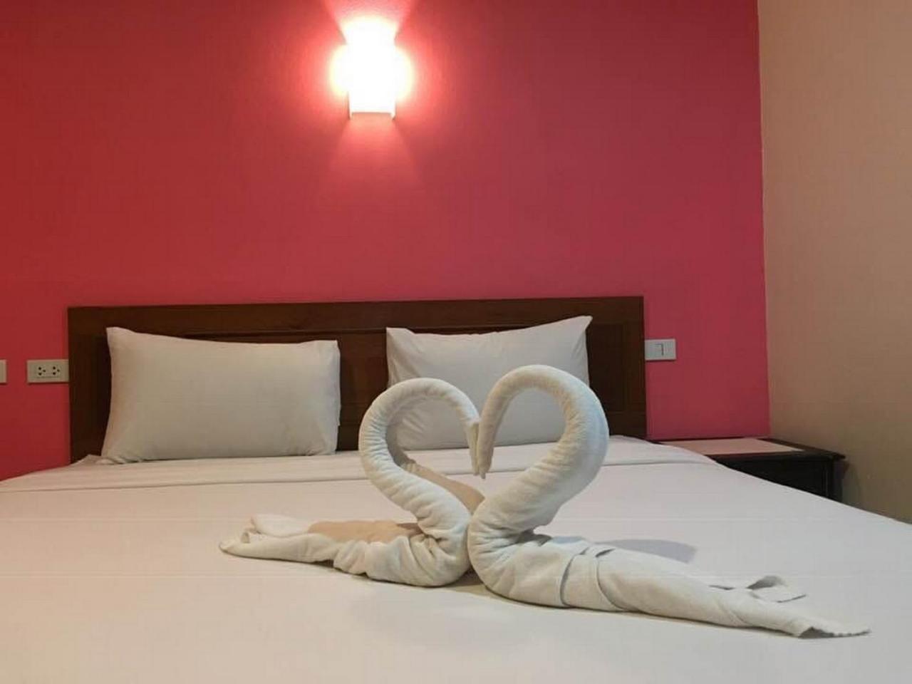 Krabi Grand Place Hotel Esterno foto